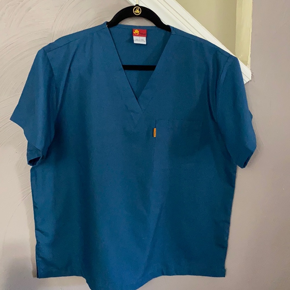 🛍️5 for$25‎ Sales Scrub Top (LR2)